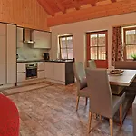Alpenchalet Farst 아파트
