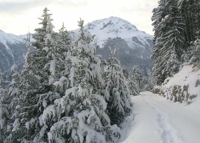 Alpenchalet Farst דירה *